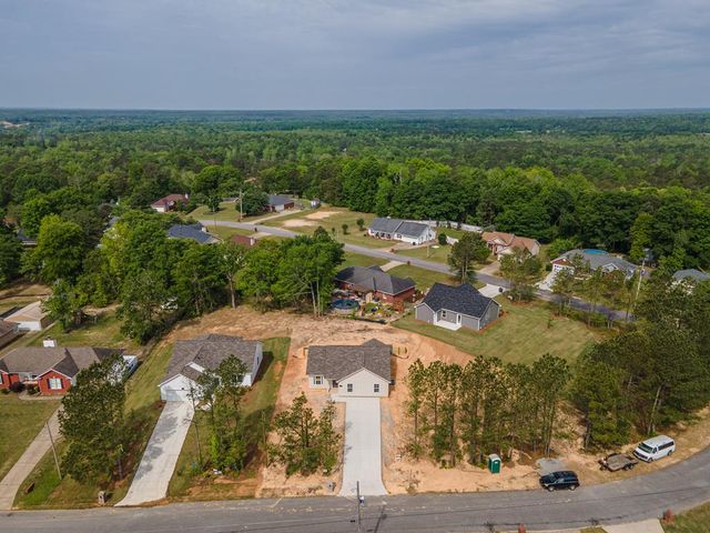 52 Lee Road 2033, Phenix City, AL 36870