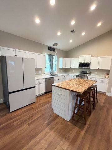 158 Industrial Road, Walterboro, SC 29488