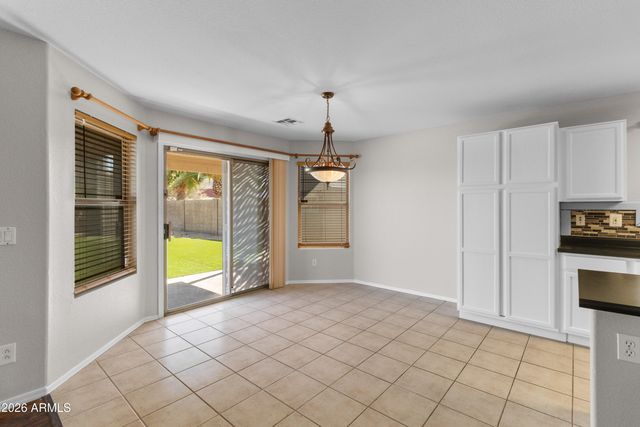 15559 W CROCUS Drive, Surprise, AZ 85379