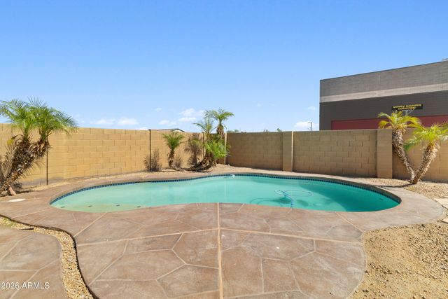 15559 W CROCUS Drive, Surprise, AZ 85379