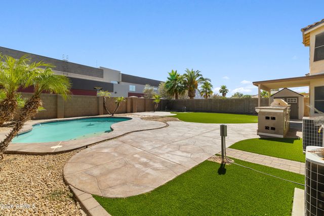 15559 W CROCUS Drive, Surprise, AZ 85379