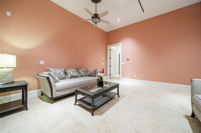 18910 NW 78TH AVENUE, Alachua, FL 32615