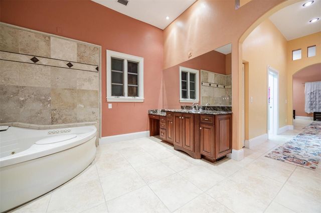 18910 NW 78TH AVENUE, Alachua, FL 32615