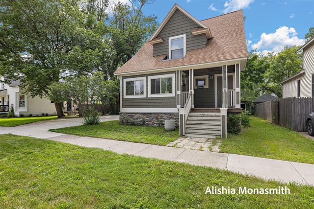 313 N 5th Street, Grand Haven, MI 49417