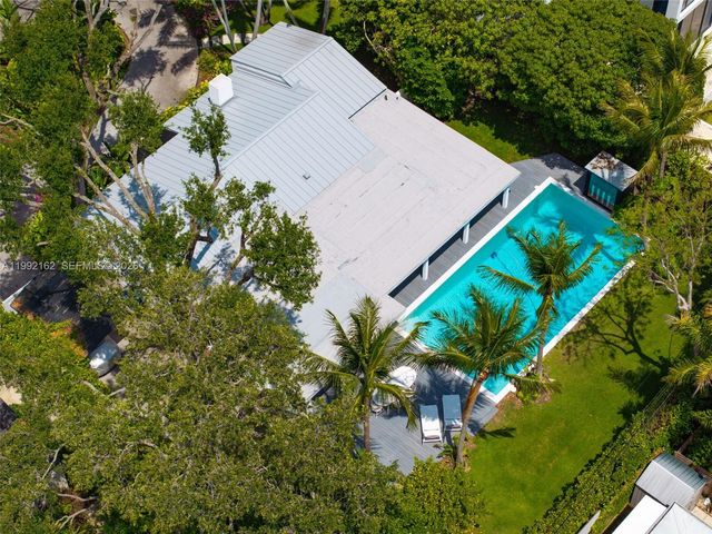 7531 SW 52nd Ct, Miami, FL 33143