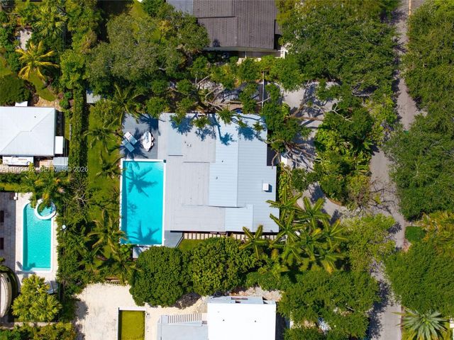 7531 SW 52nd Ct, Miami, FL 33143