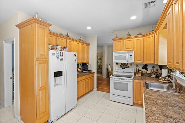 67 Oak Street, Centereach, NY 11720