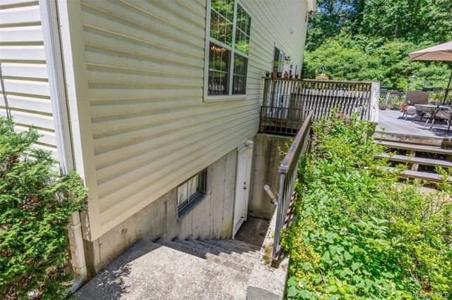 67 Oak Street, Centereach, NY 11720