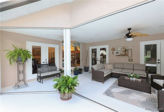 5 Blue Beech Court, Homosassa, FL 34446