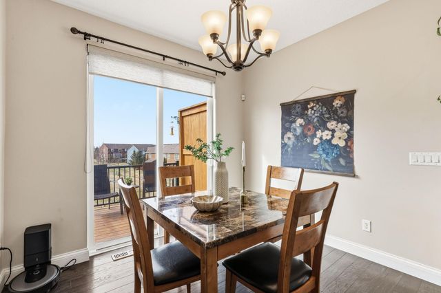 3201 Countryside Court E, Woodbury, MN 55129