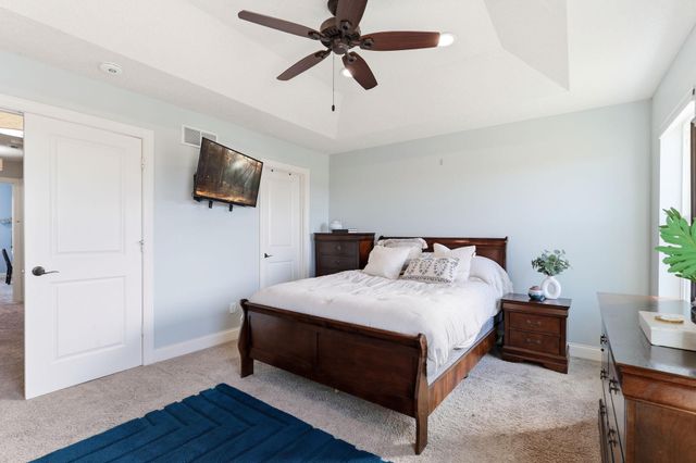 3201 Countryside Court E, Woodbury, MN 55129