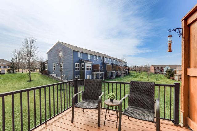 3201 Countryside Court E, Woodbury, MN 55129