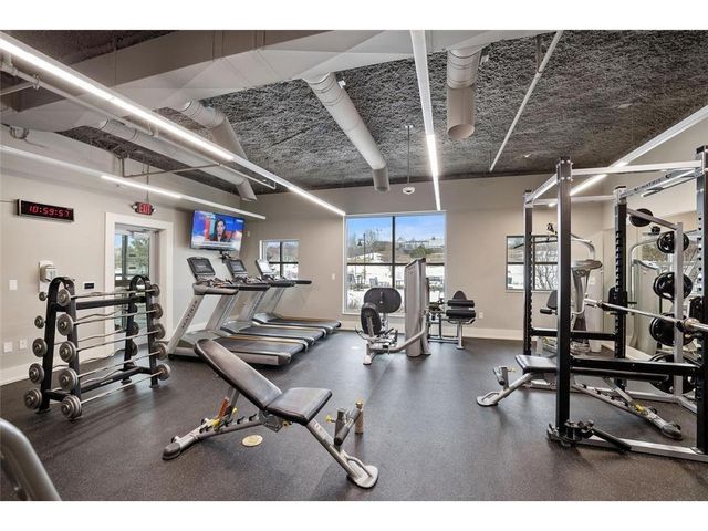 3201 Countryside Court E, Woodbury, MN 55129