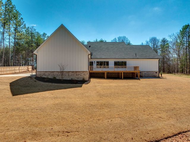 281 Bethesda Rd, Spartanburg, SC 29302