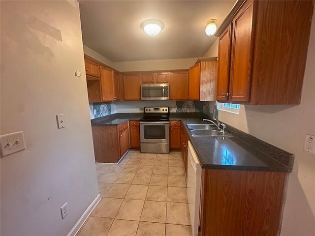 629 Mill Stone Bluff A, Monroe, GA 30655