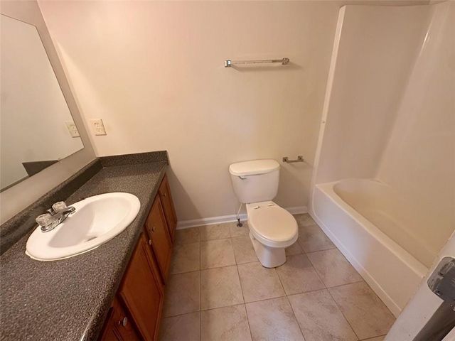 629 Mill Stone Bluff A, Monroe, GA 30655