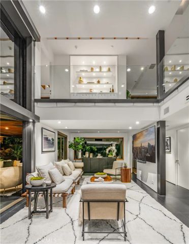 10443 Corfu Lane, Los Angeles, CA 90077