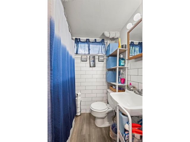1008 22nd Avenue Ct, Greeley, CO 80631