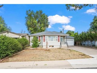 1008 22nd Avenue Ct, Greeley, CO 80631