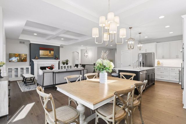 17505 47th Avenue N, Plymouth, MN 55446