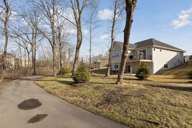 17505 47th Avenue N, Plymouth, MN 55446