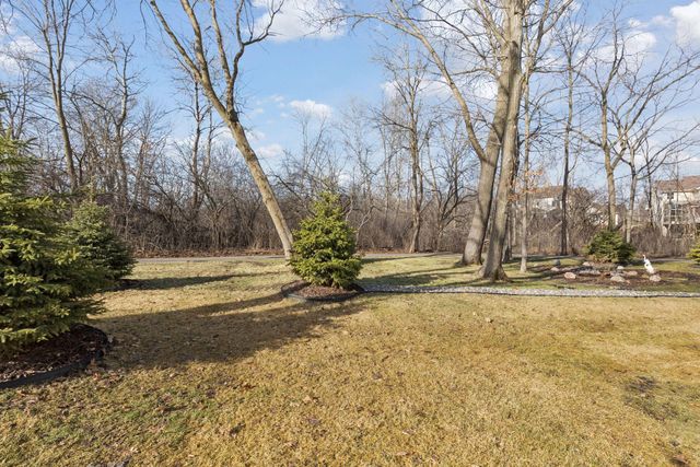 17505 47th Avenue N, Plymouth, MN 55446