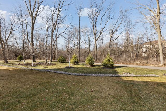 17505 47th Avenue N, Plymouth, MN 55446