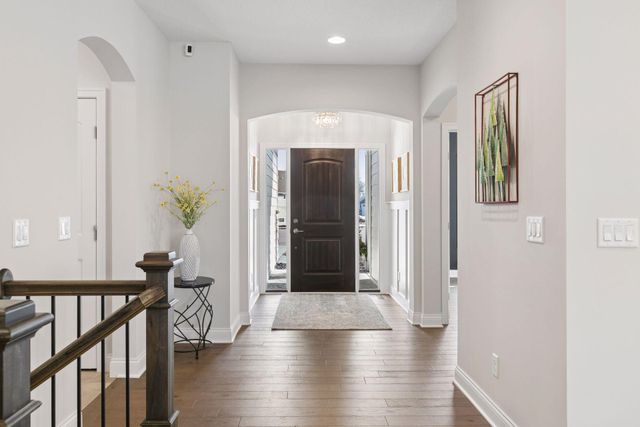 17505 47th Avenue N, Plymouth, MN 55446