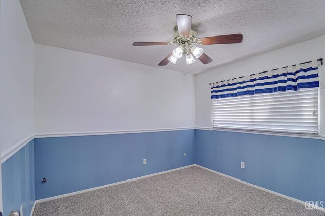 5917 Fair Oaks Drive, Bakersfield, CA 93306