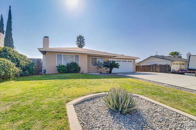 5917 Fair Oaks Drive, Bakersfield, CA 93306