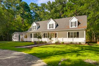 3758 Loblolly Ave., Little River, SC 29566