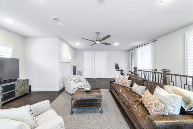 4107 Entrada Way, Dallas, TX 75219