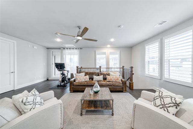 4107 Entrada Way, Dallas, TX 75219