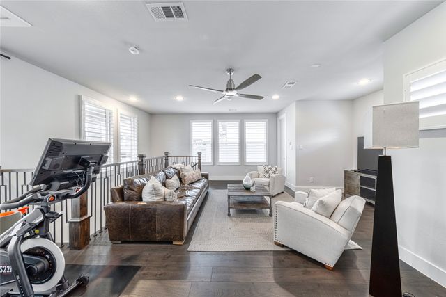 4107 Entrada Way, Dallas, TX 75219