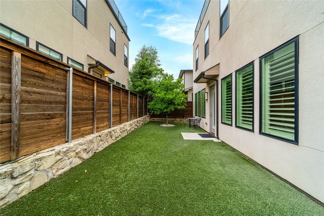 4107 Entrada Way, Dallas, TX 75219