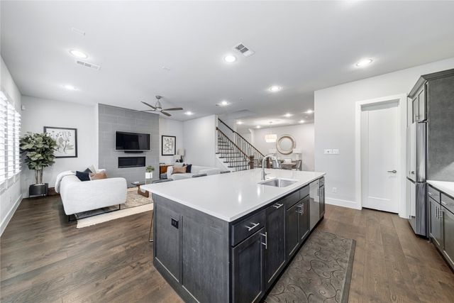 4107 Entrada Way, Dallas, TX 75219