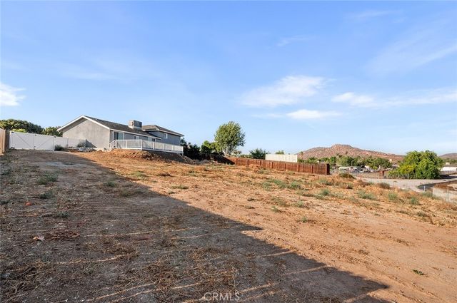 1436 Hilltop, Norco, CA 92860