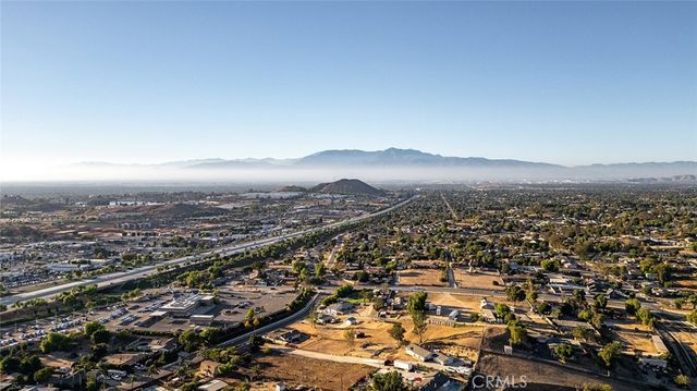 1436 Hilltop, Norco, CA 92860