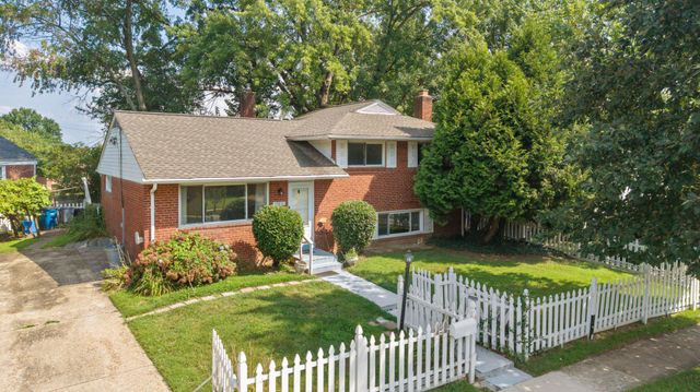 10313 CONOVER DR, Silver Spring, MD 20902