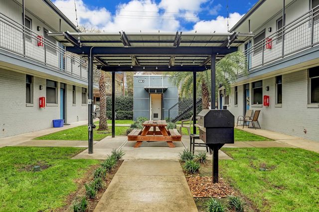 405 Hawthorne Street 22, Houston, TX 77006