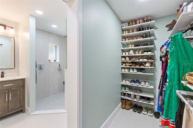 2941 CHELSEA WOODS DRIVE, Valrico, FL 33596