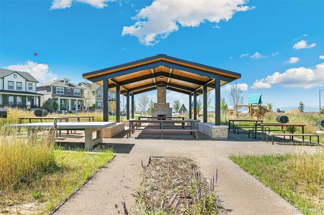 21064 E 62nd Avenue, Aurora, CO 80019