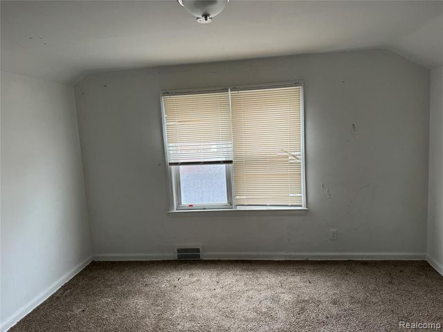 9289 Bedford Street, Detroit, MI 48224