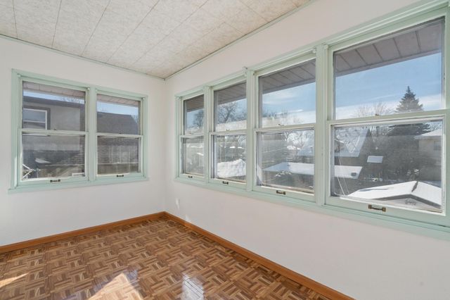 1706 Stanford Avenue, Saint Paul, MN 55105