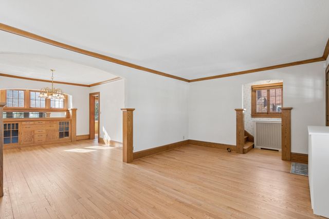 1706 Stanford Avenue, Saint Paul, MN 55105