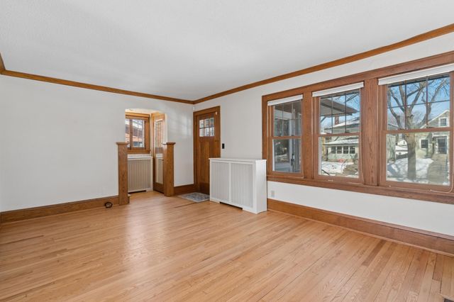 1706 Stanford Avenue, Saint Paul, MN 55105