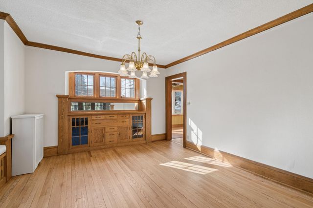 1706 Stanford Avenue, Saint Paul, MN 55105