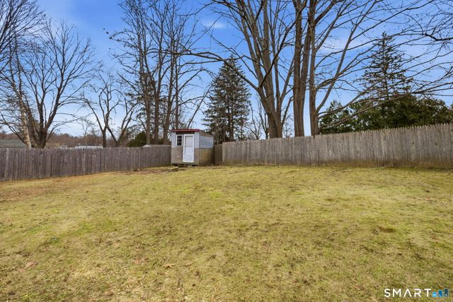 9 Grand Street, Enfield, CT 06082