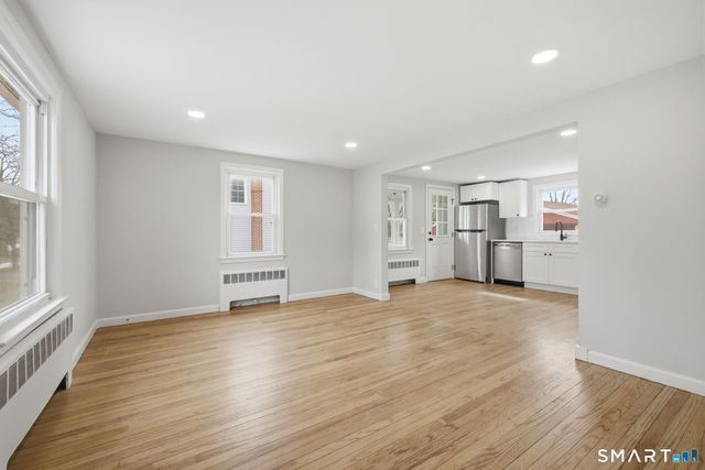 9 Grand Street, Enfield, CT 06082