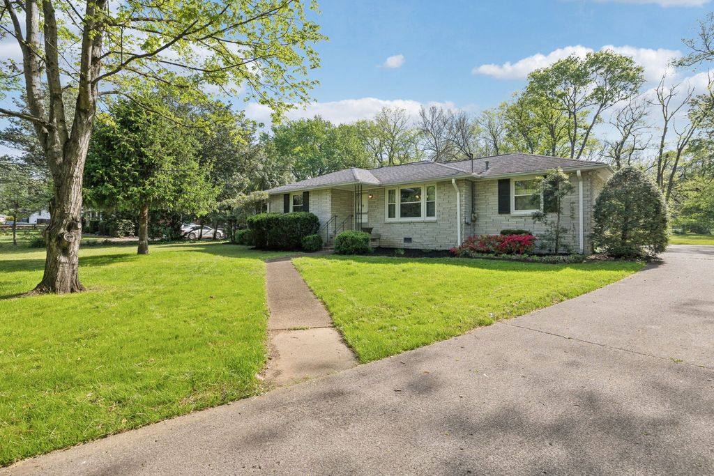 306 Brentwood Pkwy, Brentwood, TN 37027